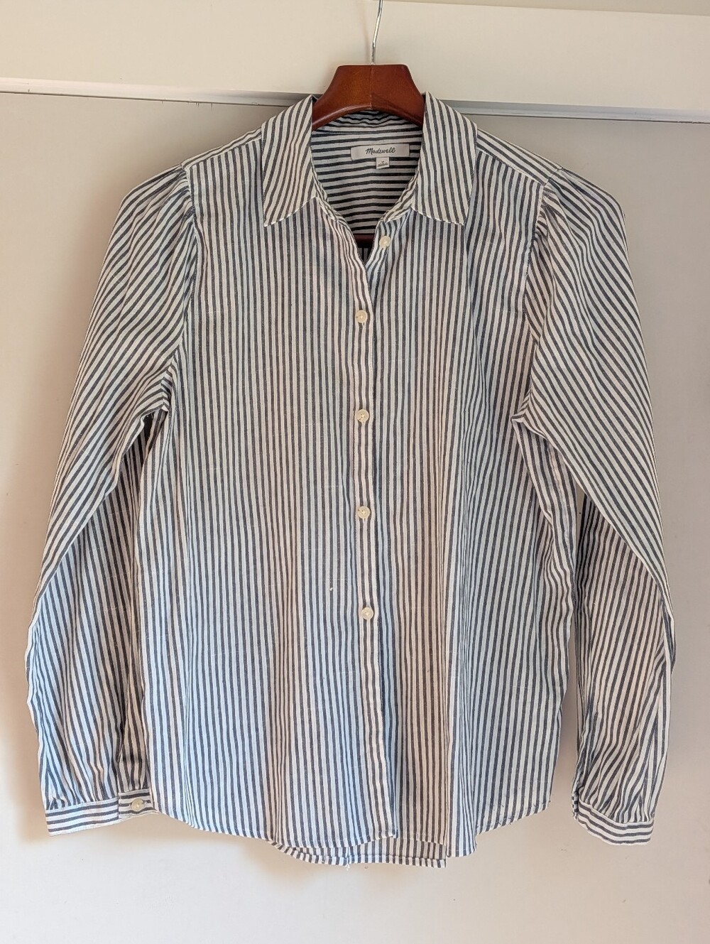 Madewell Puff-Sleeve Button-Down Shirt Grey & White Stripped Sz M - Picture 4 of 9
